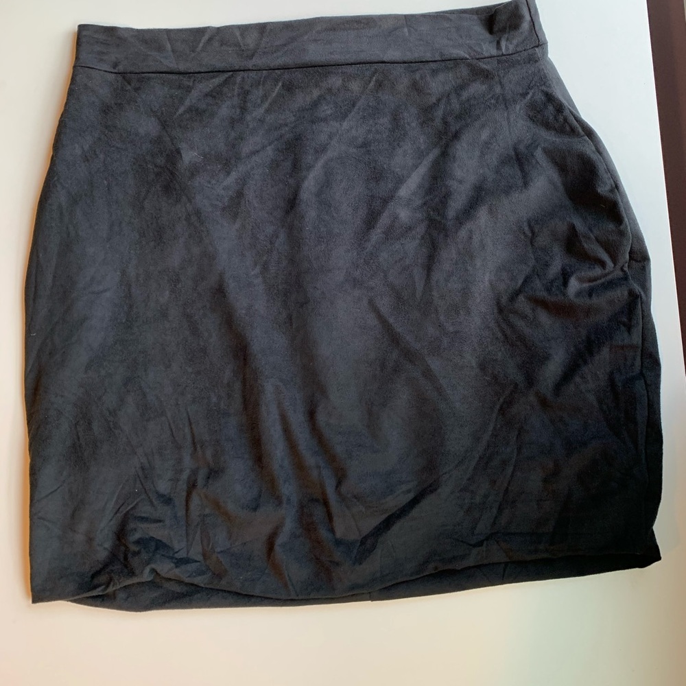 Fashion Nova skirt
